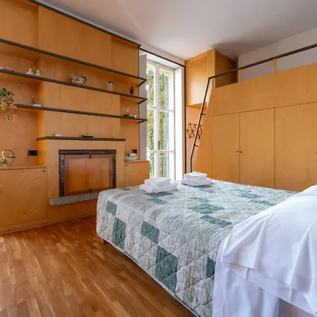La Casa Di Anna Daire Varenna